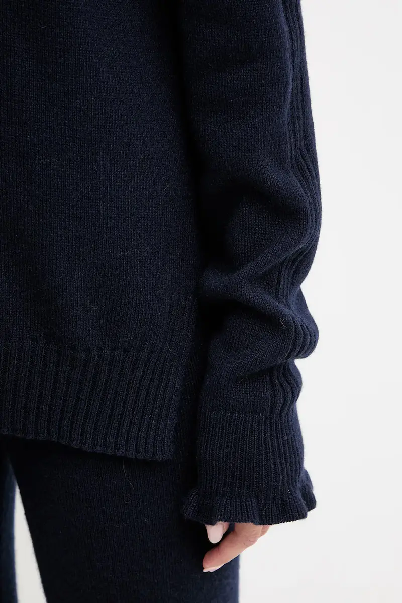 maglione in lana Blu navy miniatura 5