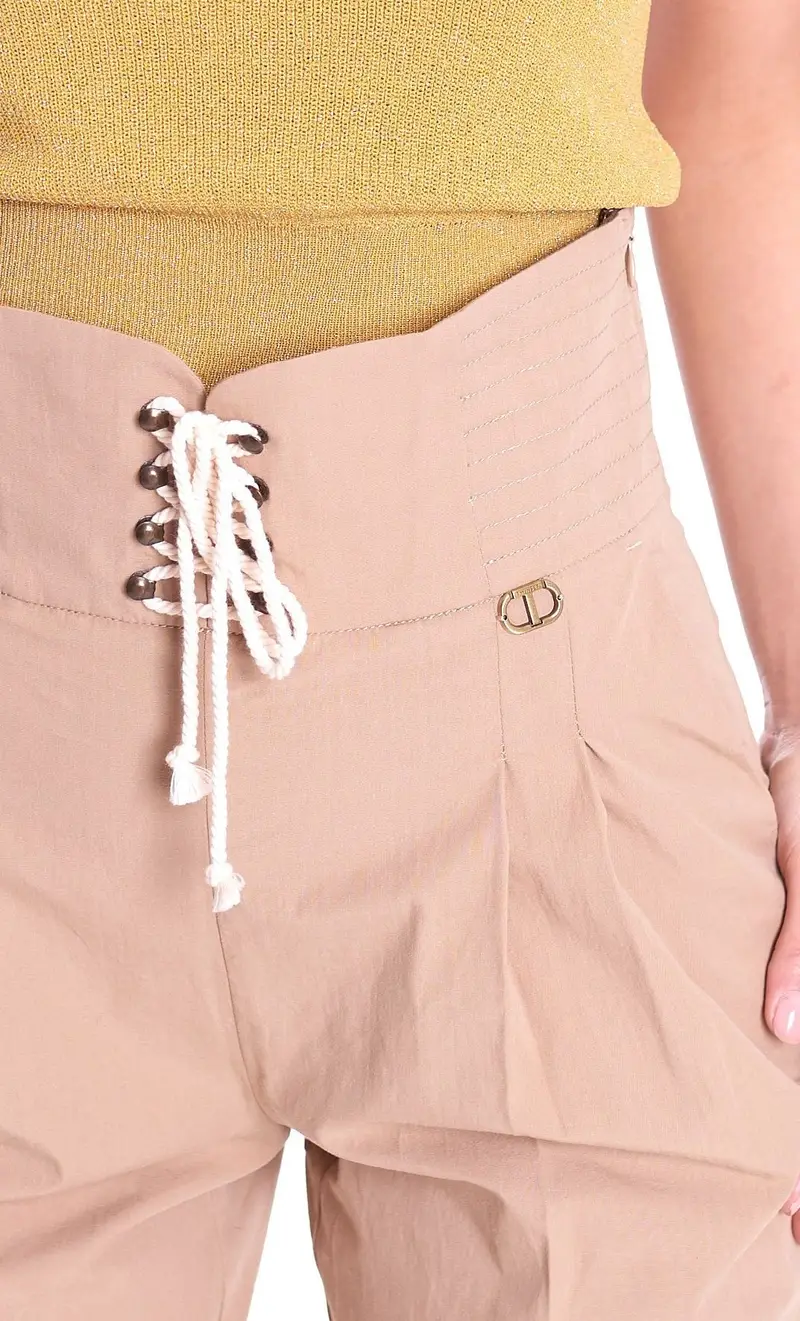 Pantalone twinset vita alta con pinces, colore sabbia miniatura 2