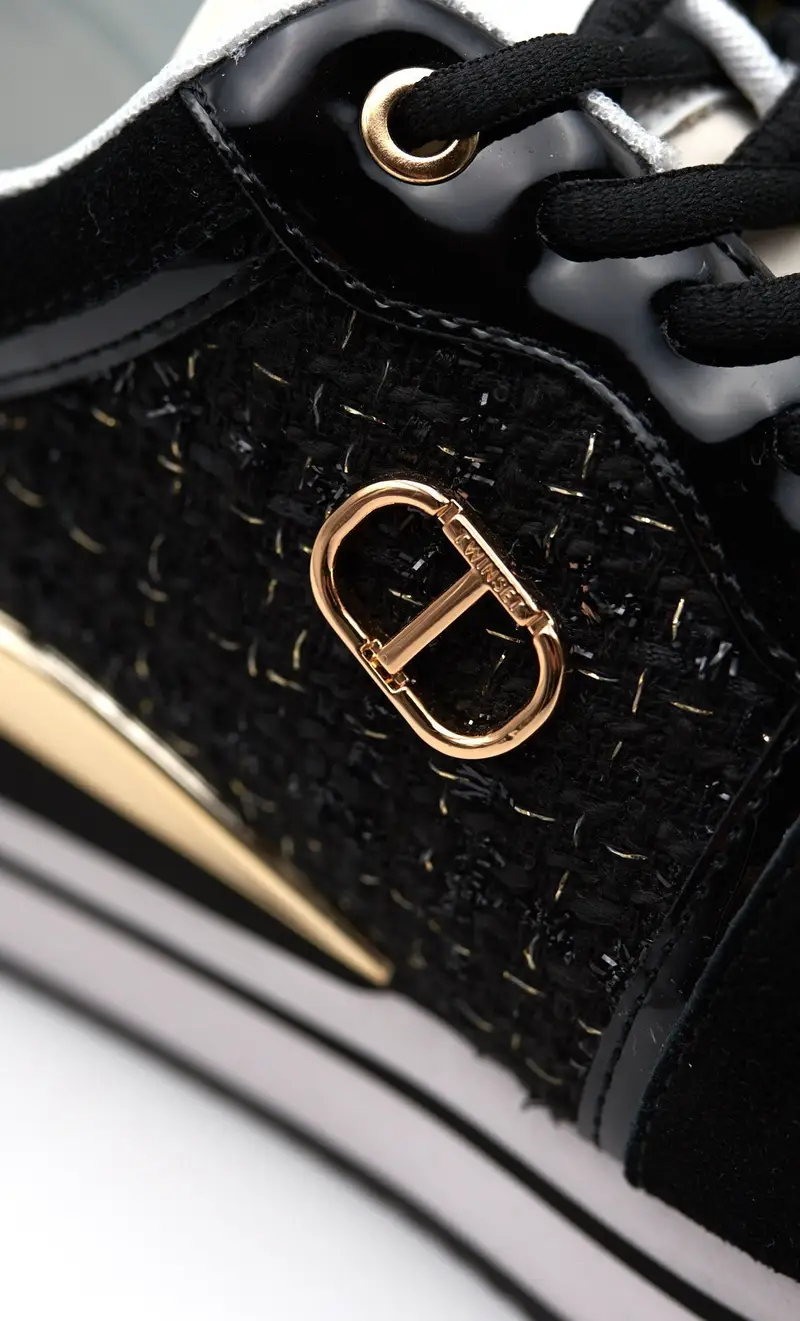 Sneakers twinset con bouclé e logo, colore nero miniatura 2