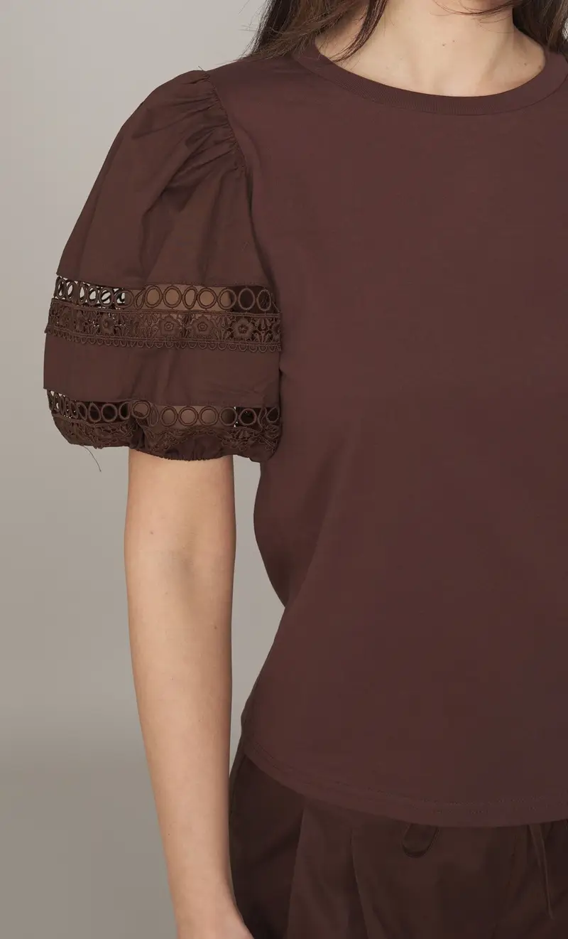 T-shirt twinset con manica a palloncino e pizzo, colore moro miniatura 2