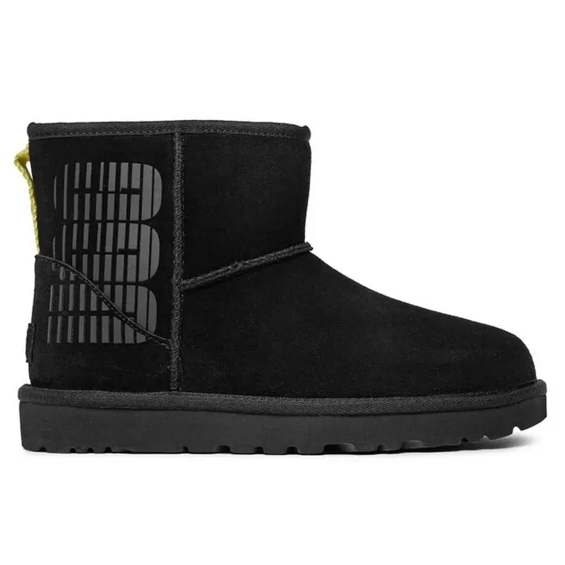 Classic Mini Ugg Logo Nero - Stivaletti Donna EUR 37