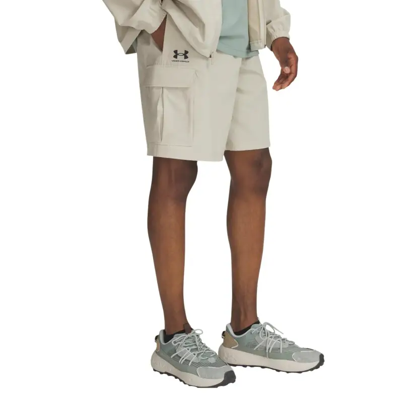 Bermuda 1386560 Under Armour - beige / XS