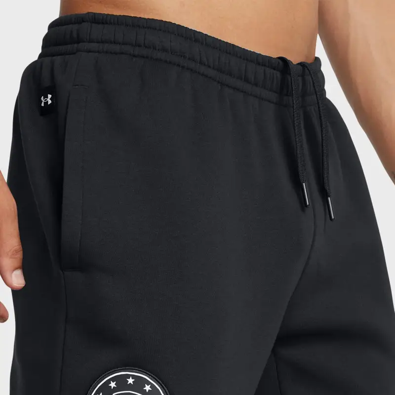 Project Rock Pantaloni Casual Morbidi Comodi Caldi Uomo fondo Nero 1386883-001 XL miniatura 5