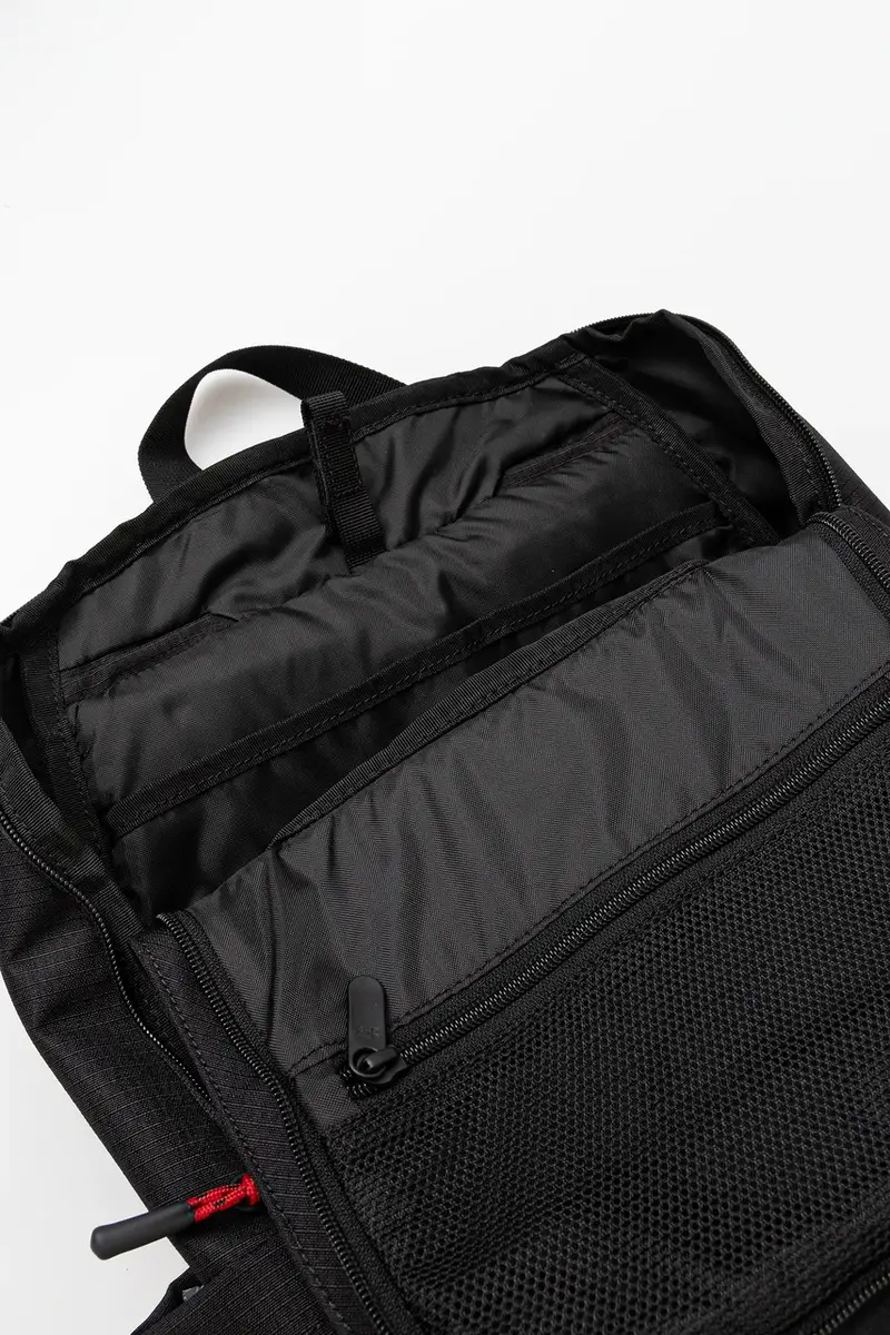 zaino colore nero 1388933 miniatura 5