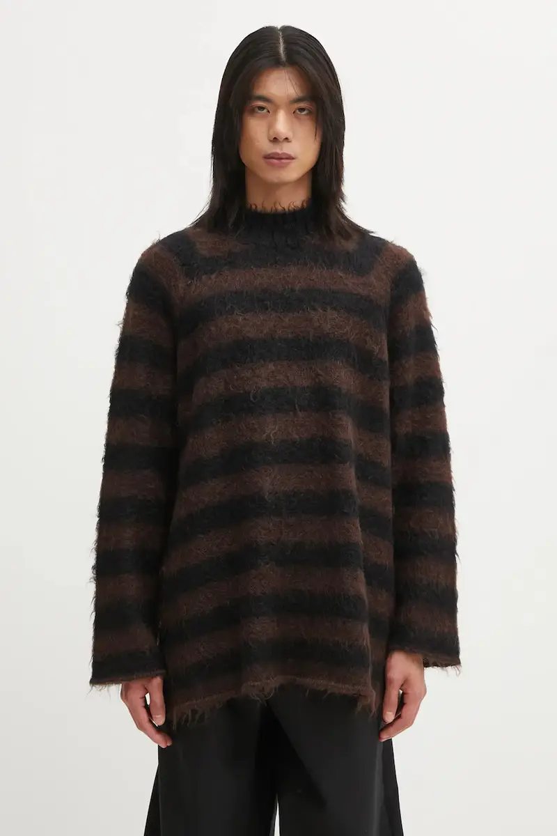 maglione con lana colore marrone UC2E4904.1