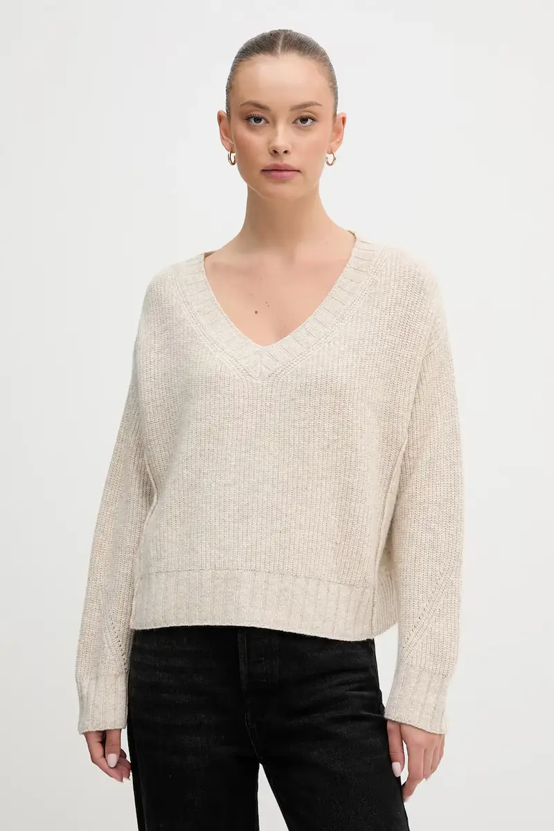 maglione con lana colore beige 126WD402Z