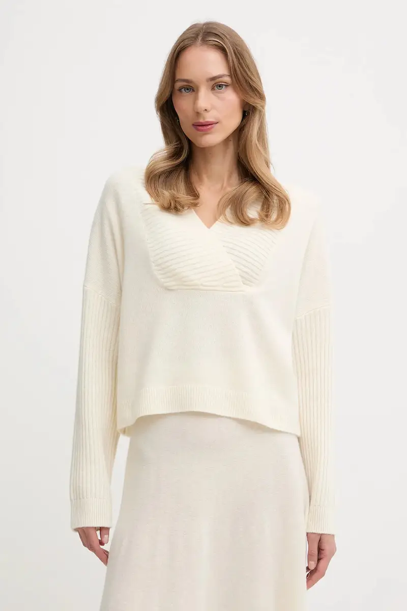 maglione con lana colore beige 1444D403H
