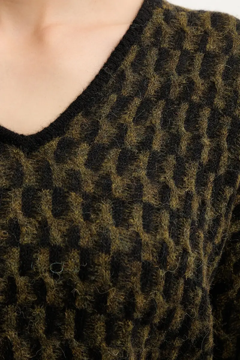 maglione con lana colore verde 1012E403C miniatura 5