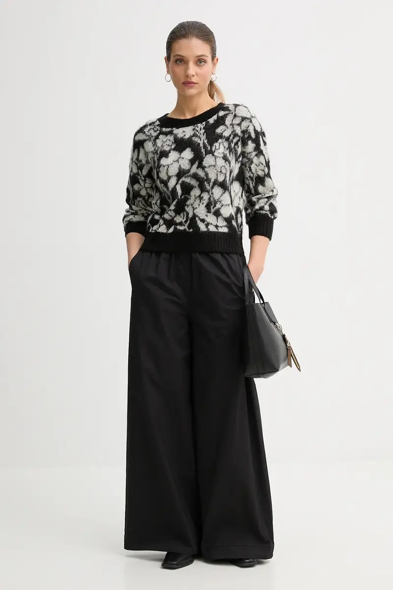 maglione con mohair colore nero 1VAAE10F3 miniatura 2