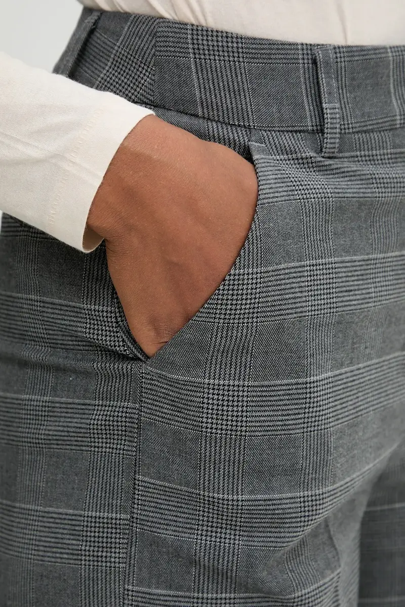 pantaloni donna colore grigio 4X8MDF07F miniatura 4