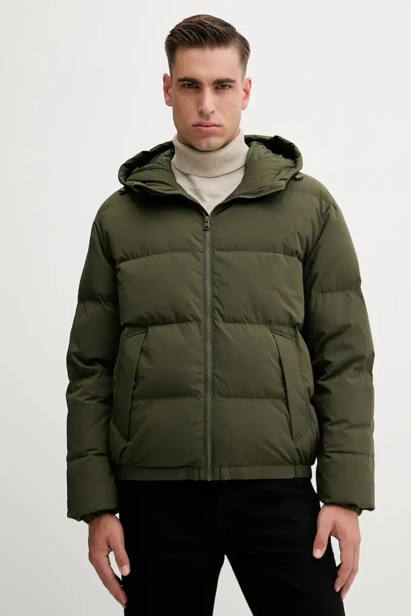 piumino uomo colore nero 2JF8UN05E Verde