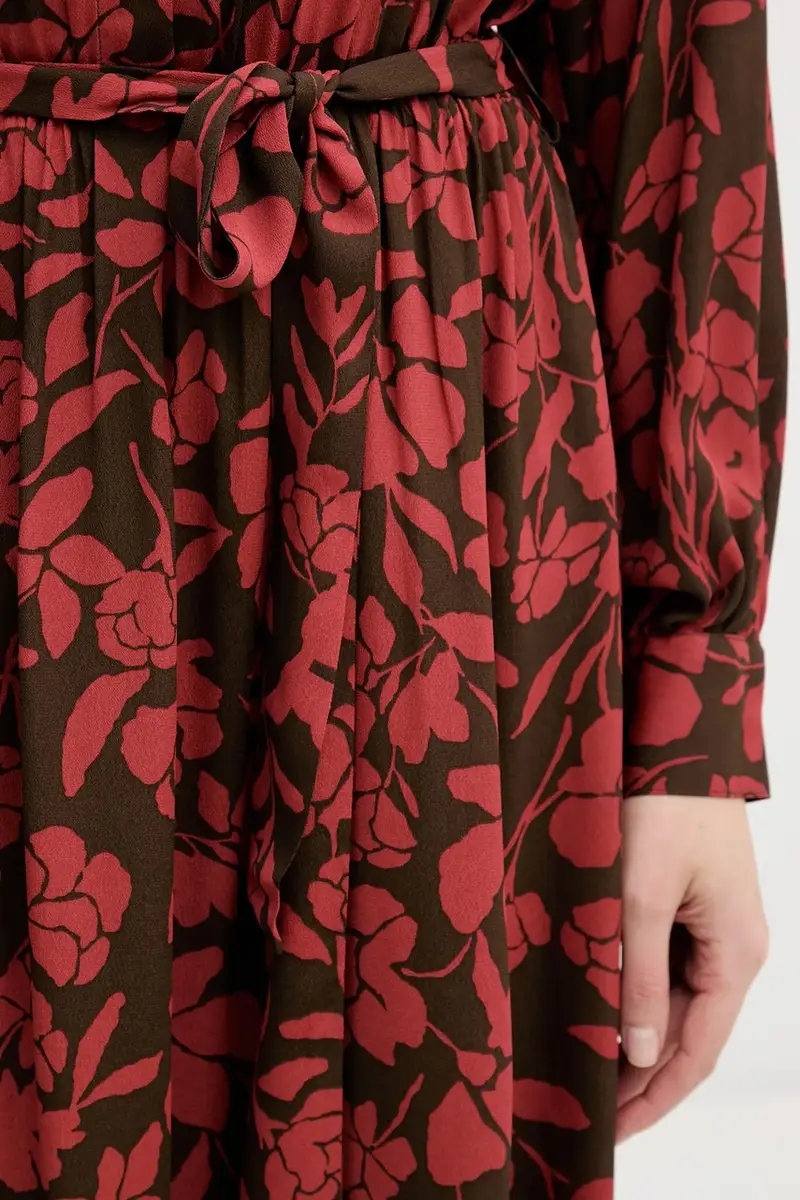 United Colors Of Benetton Maglia rossa a campana con fiori miniatura 5