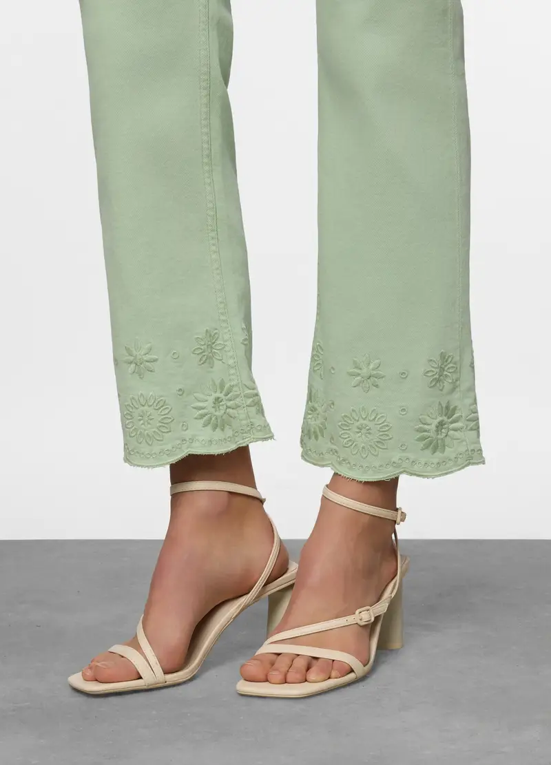 5 Tasche Fit Flare In Cotone Stretch Con Ricamo Al Fondo Donna, Verde chiaro miniatura 3