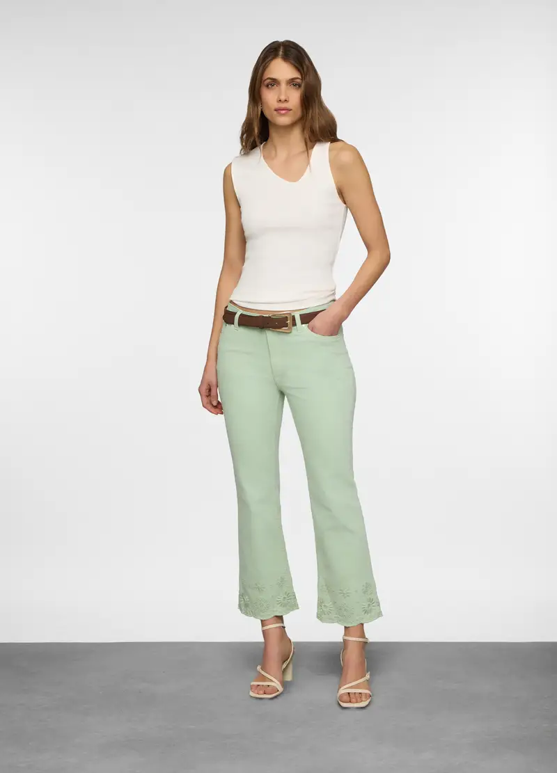 5 Tasche Fit Flare In Cotone Stretch Con Ricamo Al Fondo Donna, Verde chiaro