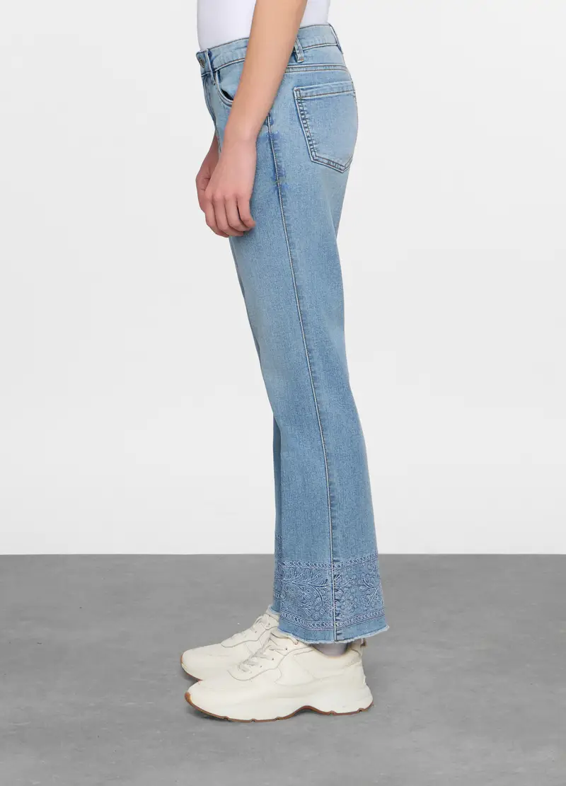 5 Tasche Fit Mini Flare In Denim Stretch Con Ricamo Al Fondo Donna, Azzurro chiaro miniatura 2