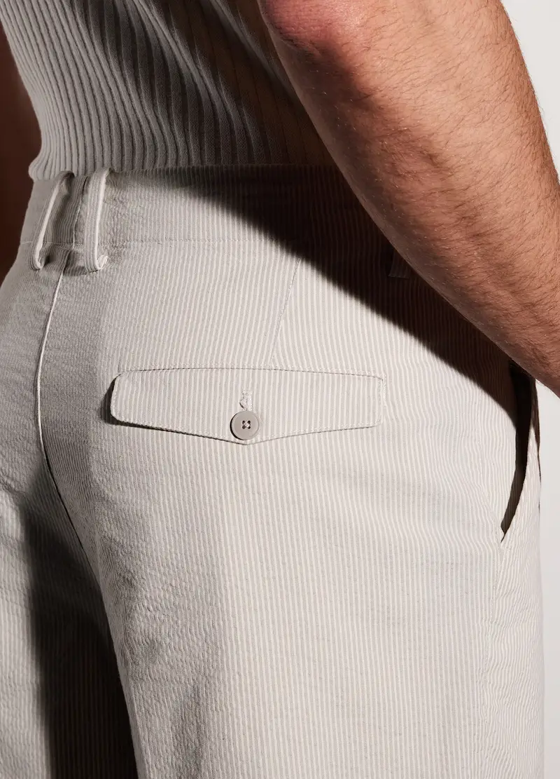 Bermuda In Seersucker Di Cotone Uomo, Bianco/Azzurro miniatura 3