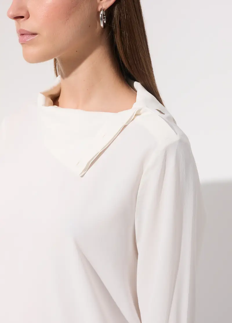 Camicia In Viscosa Crêpe A Collo Alto Donna, Unisex, Bianco miniatura 3