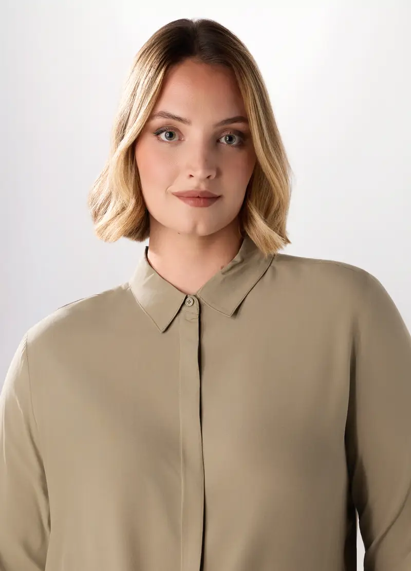 Camicia In Viscosa Tinta Unita Donna Curvy, Verde chiaro miniatura 3