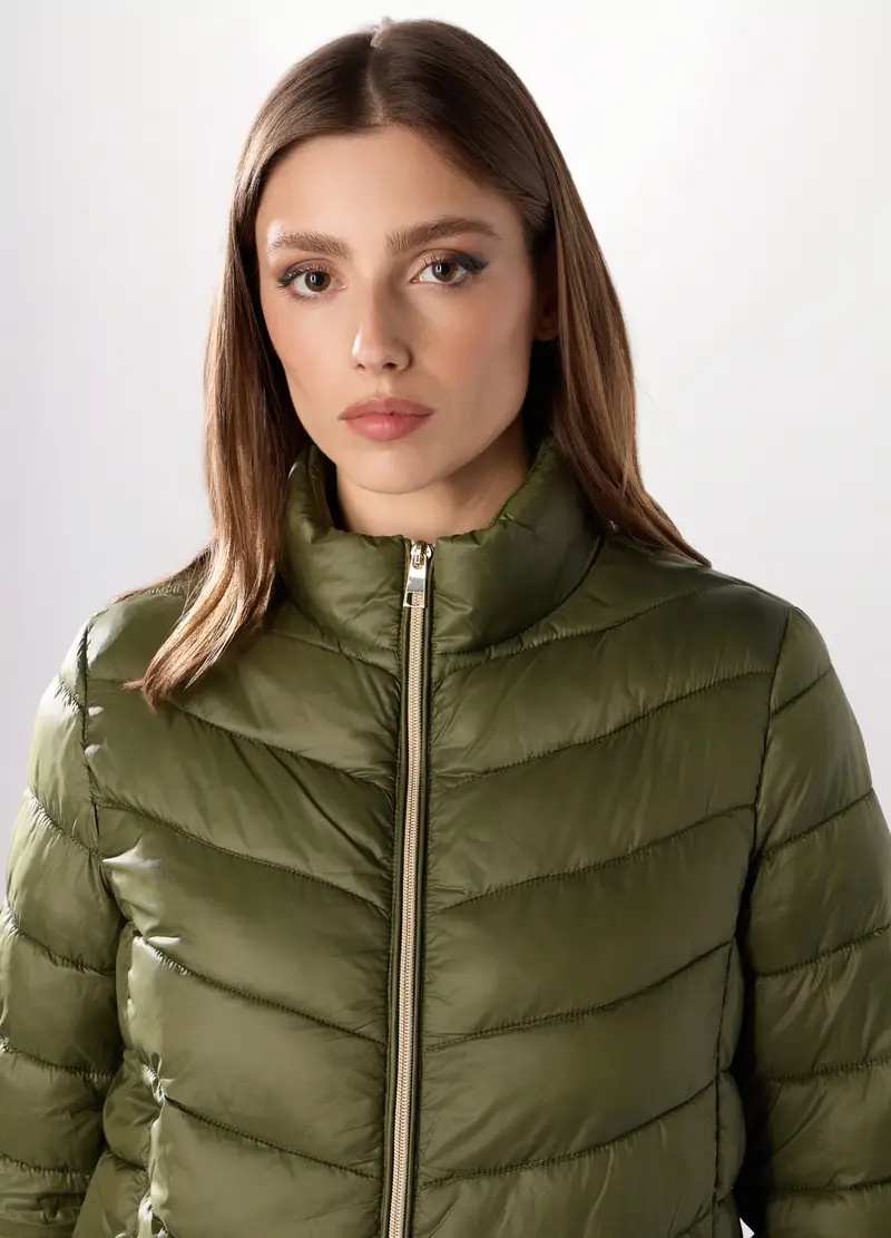 Giubbino Imbottito A Collo Alto Donna, Verde bosco miniatura 3