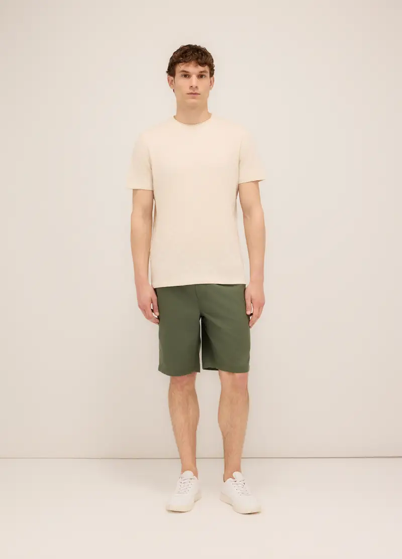 Bermuda Chino In Misto Cotone Uomo, Verde militare