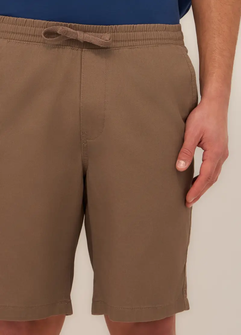 Bermuda In Twill Di Cotone Uomo, Marrone fango miniatura 3