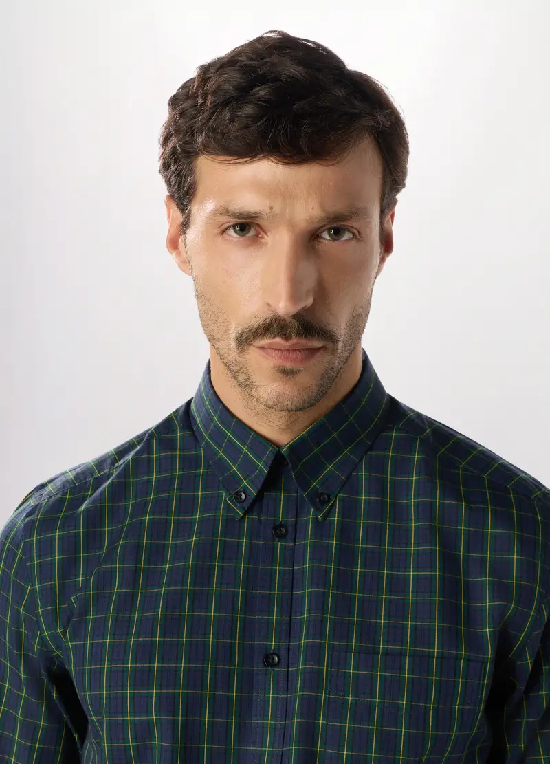 , Camicia Slim Fit Con Colletto Button Down In Misto Cotone Uomo, Verde bosco miniatura 3