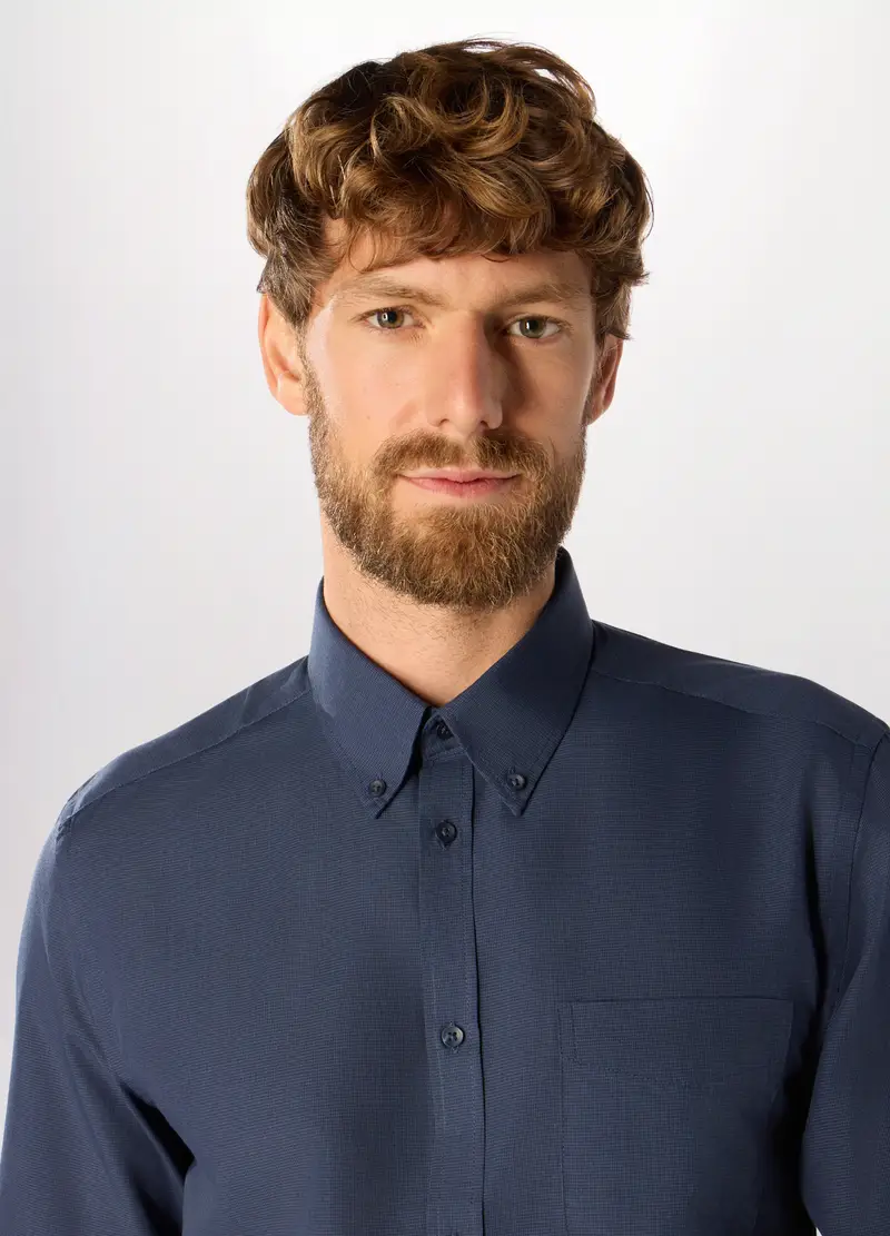 , Camicia Slim Fit Con Colletto Button Down Uomo, Azzurro scuro miniatura 3