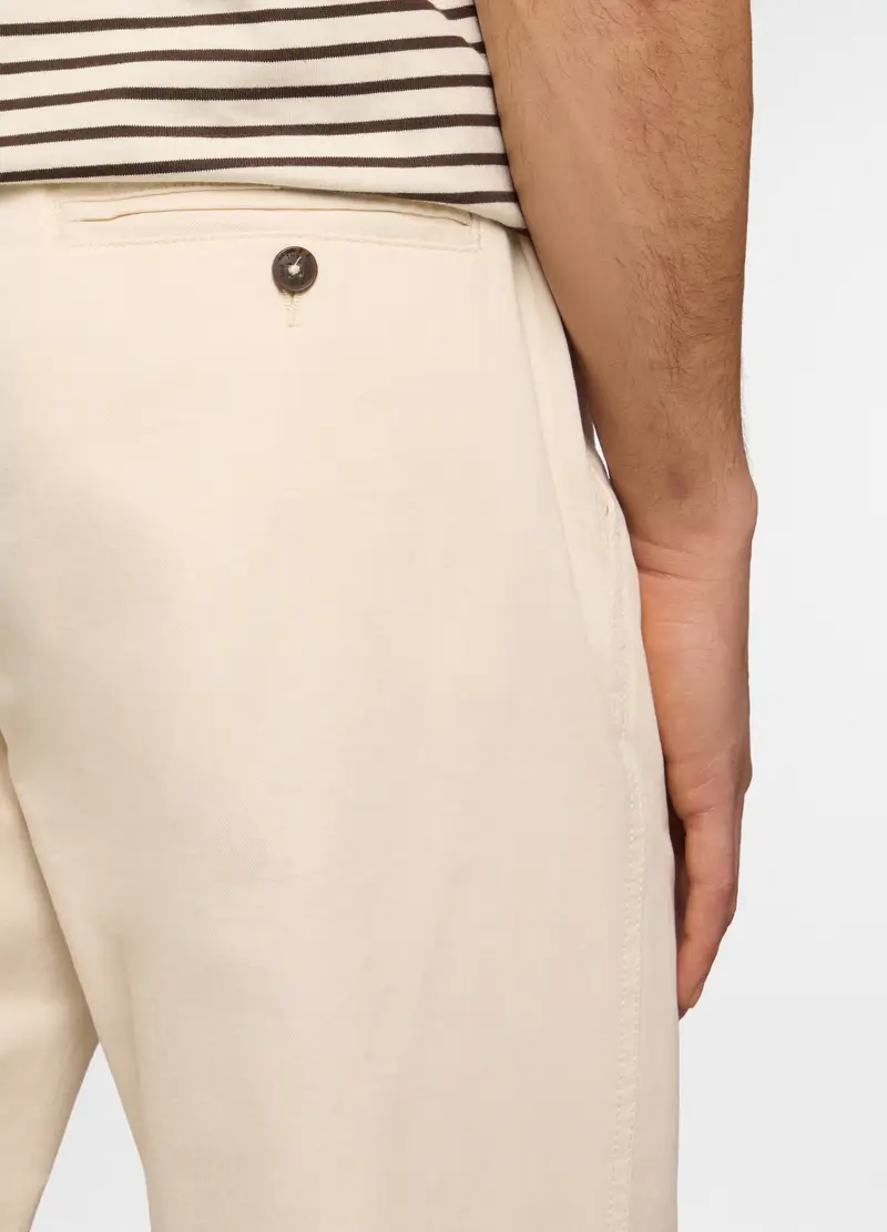 Pantaloni Chino Relaxed Fit In Cotone Uomo, Bianco avorio miniatura 3