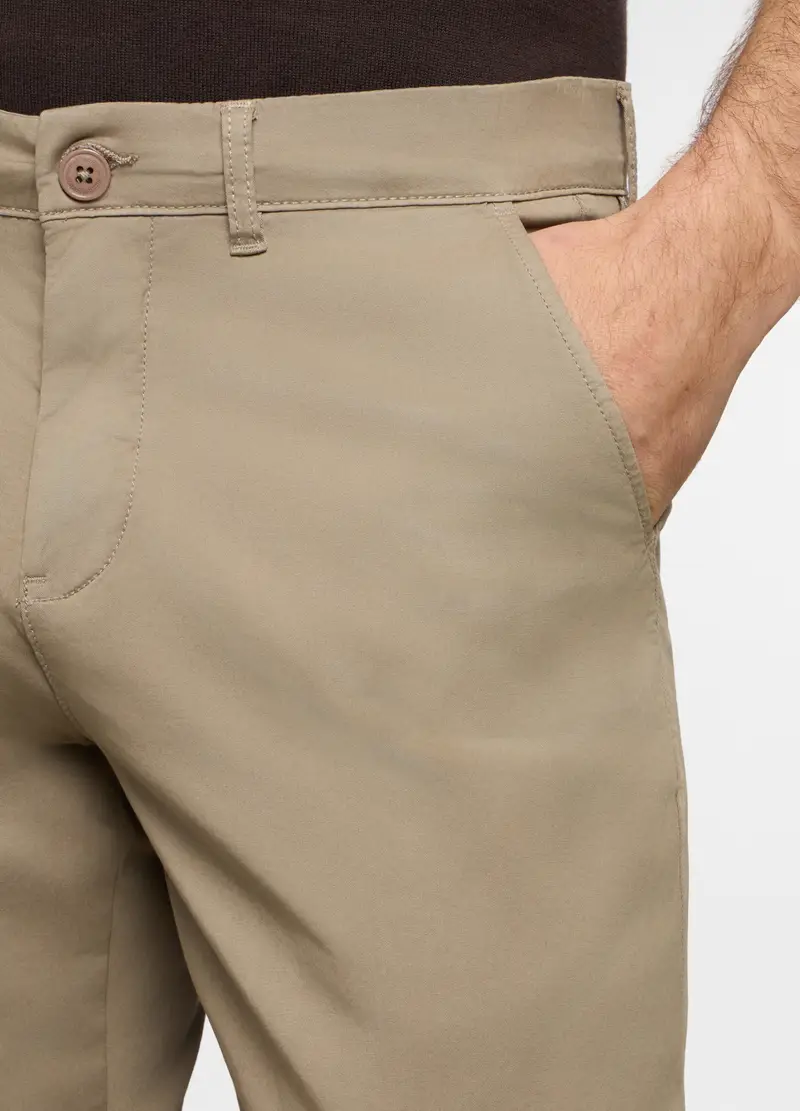 Pantaloni Chino Slim Fit In Cotone Stretch Uomo, Marrone khaki miniatura 3