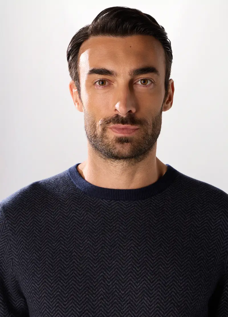 Maglione Girocollo In Misto Lana E Cashmere Chevron Uomo, Blu scuro miniatura 3