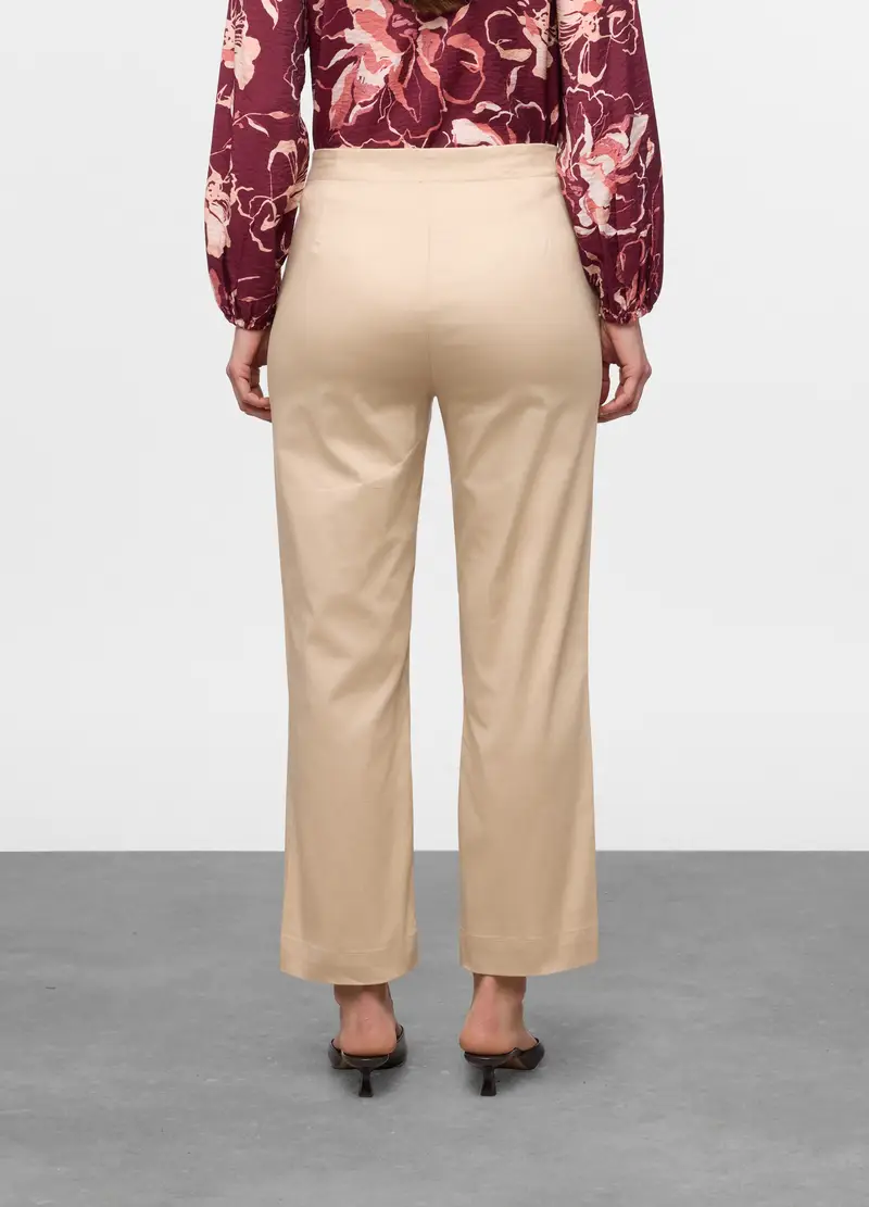 Pantaloni Fit Slim In Satin Di Cotone Stretch Donna, Bianco avorio miniatura 2