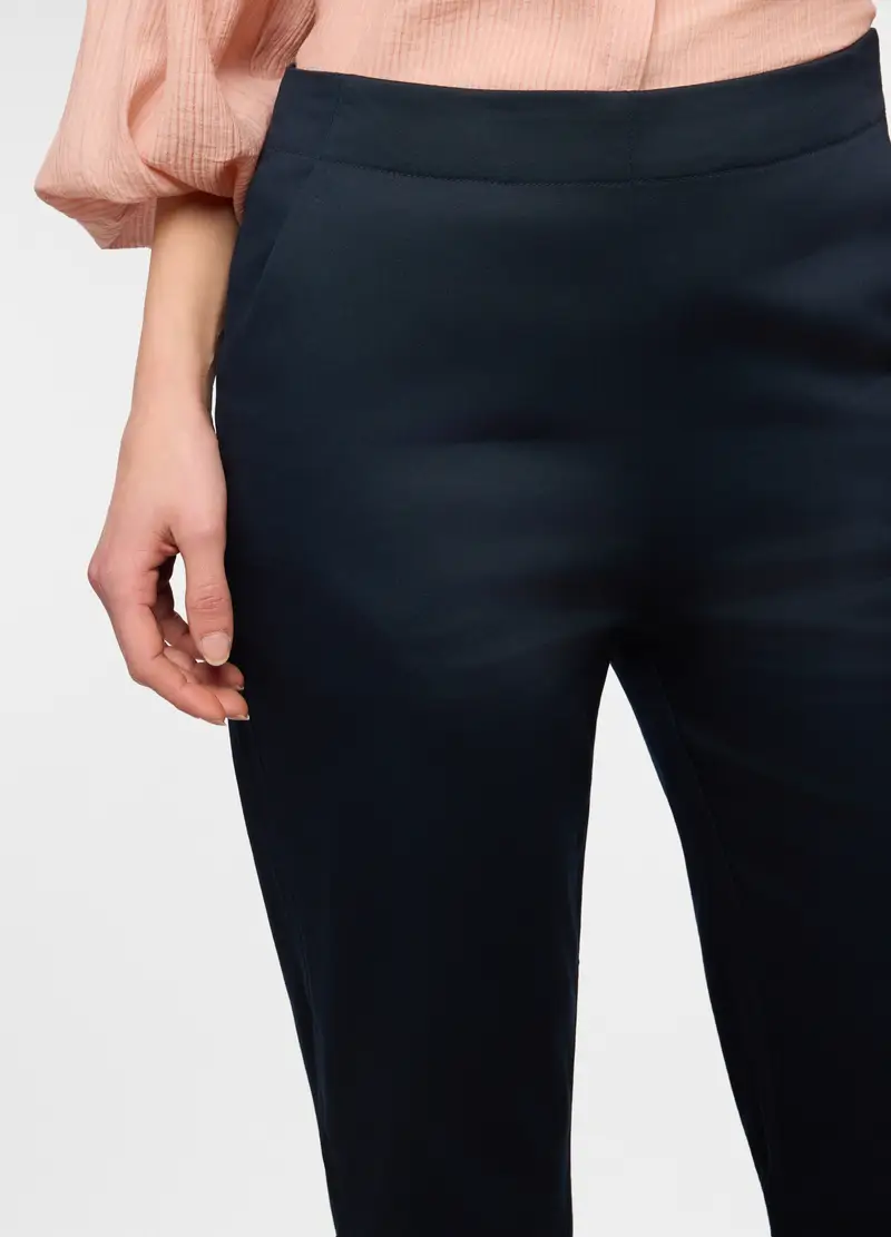 Pantaloni Fit Slim In Satin Di Cotone Stretch Donna, Blu navy miniatura 3