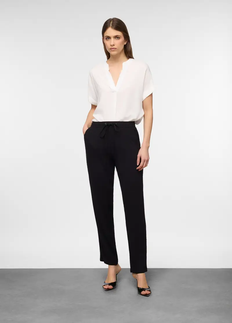 Pantaloni Relaxed Fit In Pura Viscosa Donna, Nero