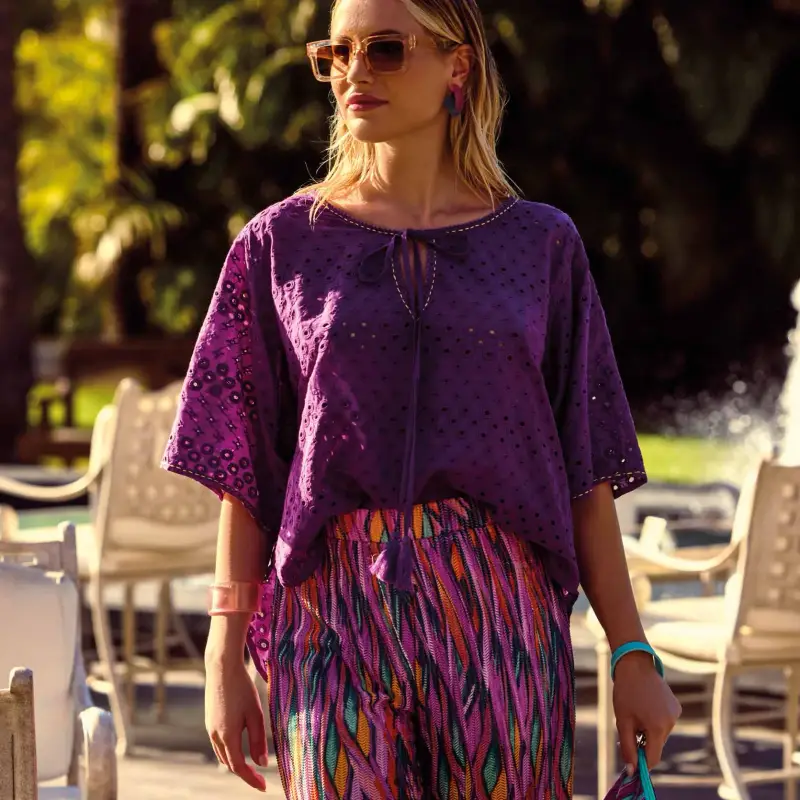 BLUSA CON RICAMI ARTIGIANALI ERA | Colore Viola |