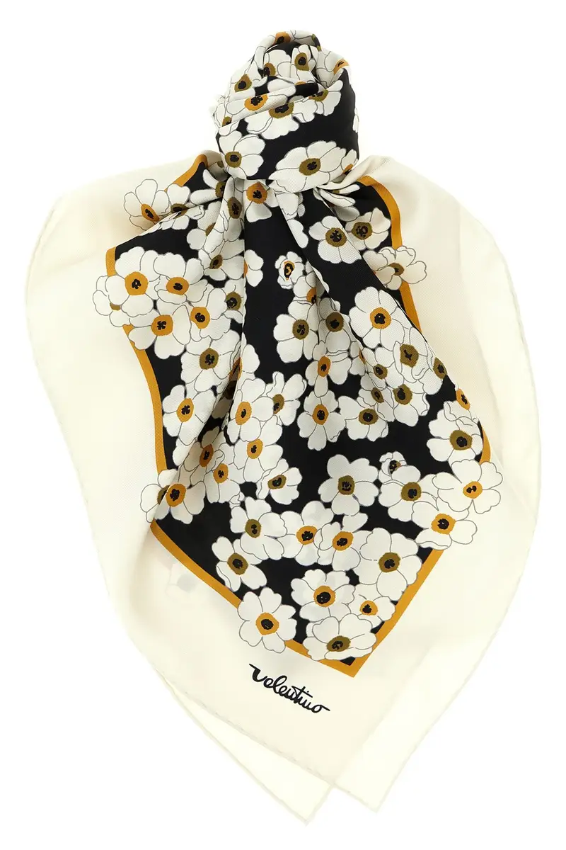 Foulard Valentino Garavani Shawls Bianco