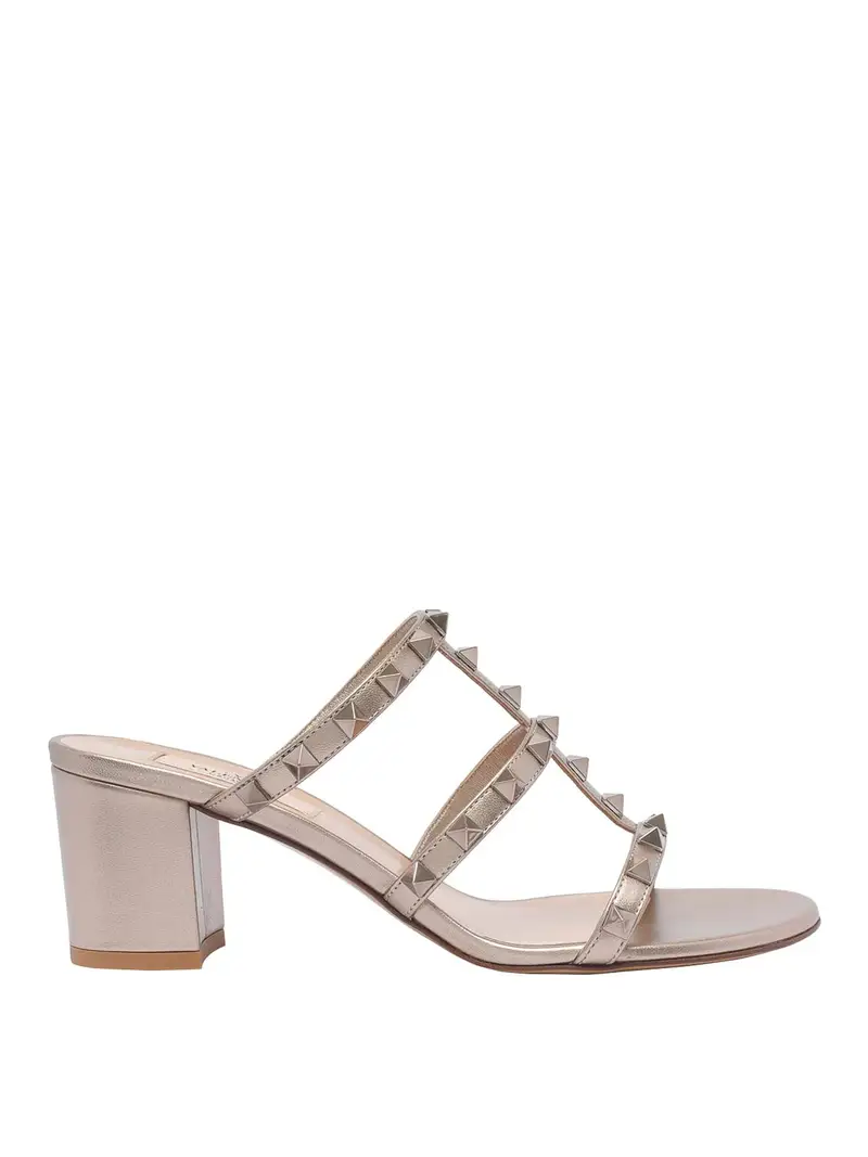 Sandali della pompa rockstud Beige