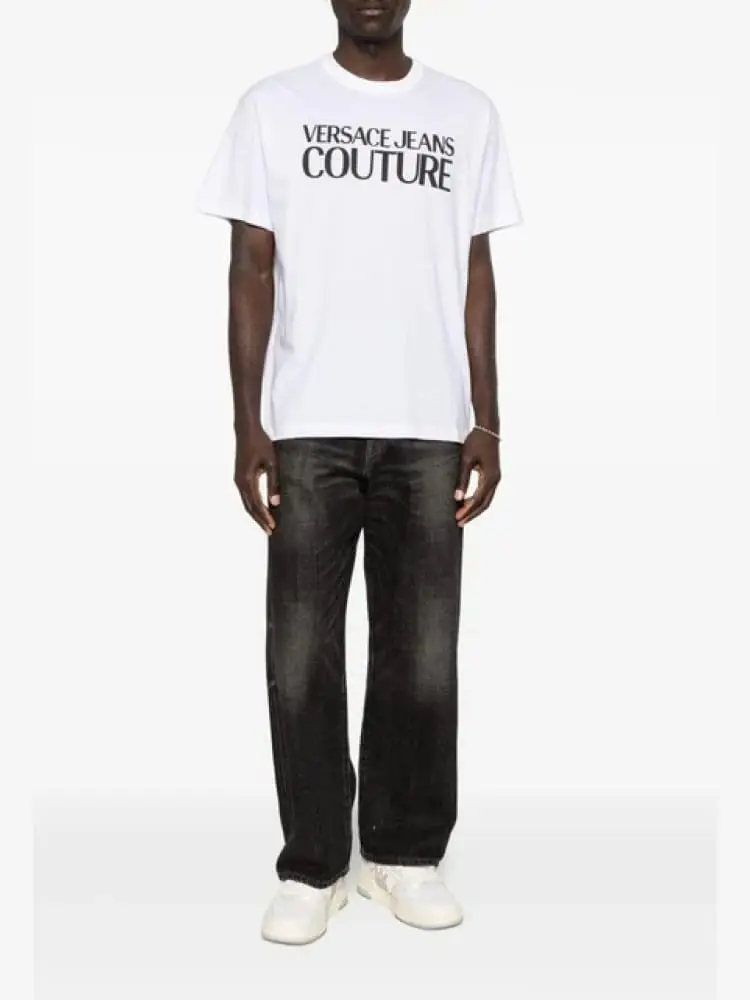 tshirt bianca con logo lettering nero