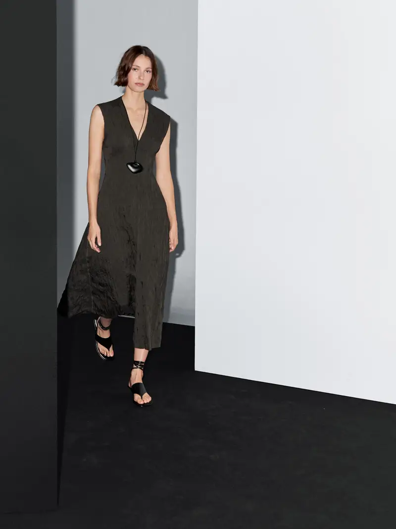 Vestito Lungo Plissettato Effetto Stropicciato - Verde Intenso - S - Massimo Dutti - Femminile