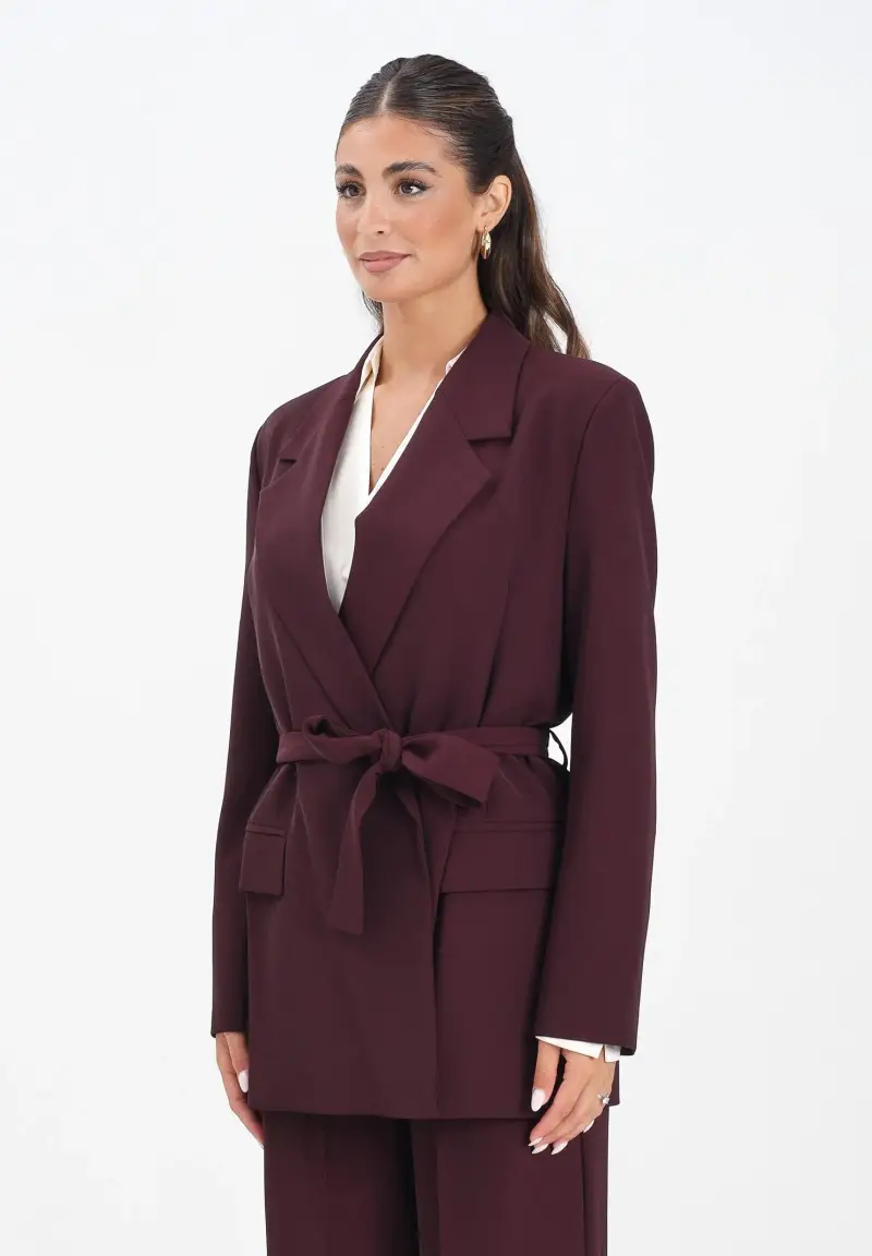 Giacca bordeaux da donna con cintura