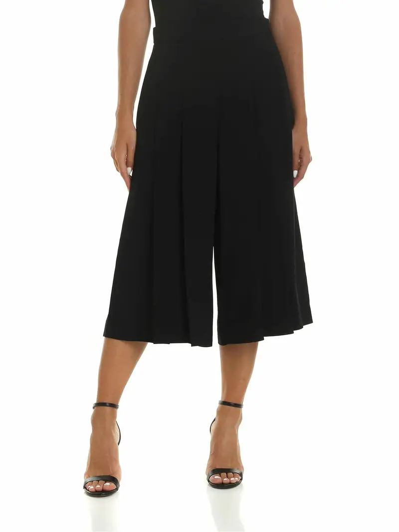 Pantalone crop nero con pieghe