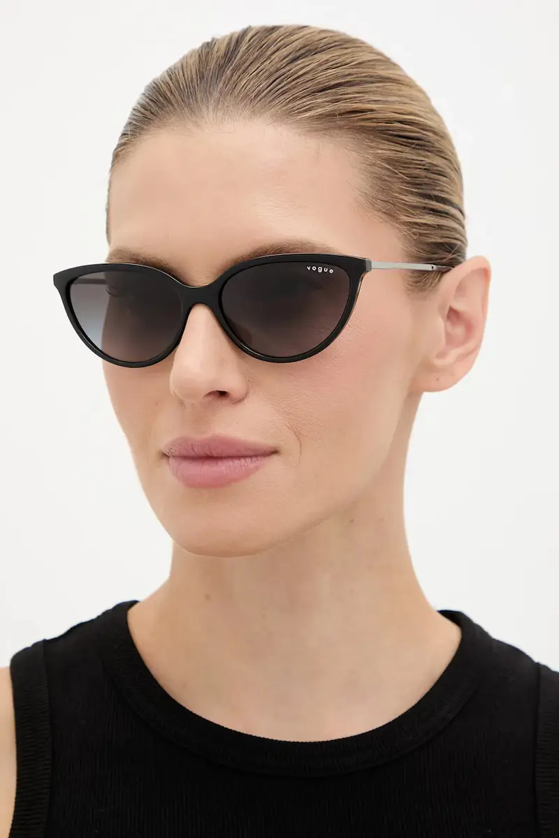 Vogue Occhiali da sole Donna Nero 3777768