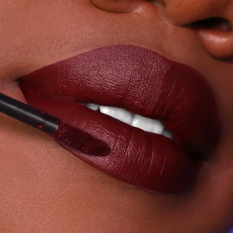 Labbra EVER Liquid Lipstick 28 - Amiata Aubergine - Rossetti miniatura 3