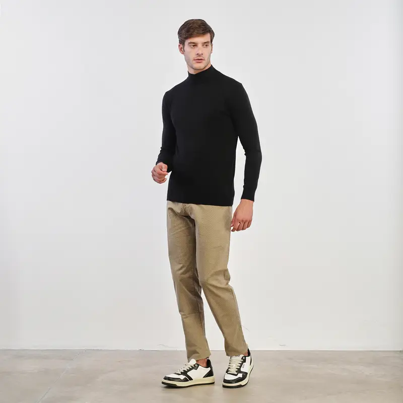 Pantaloni beige con micro fantasia