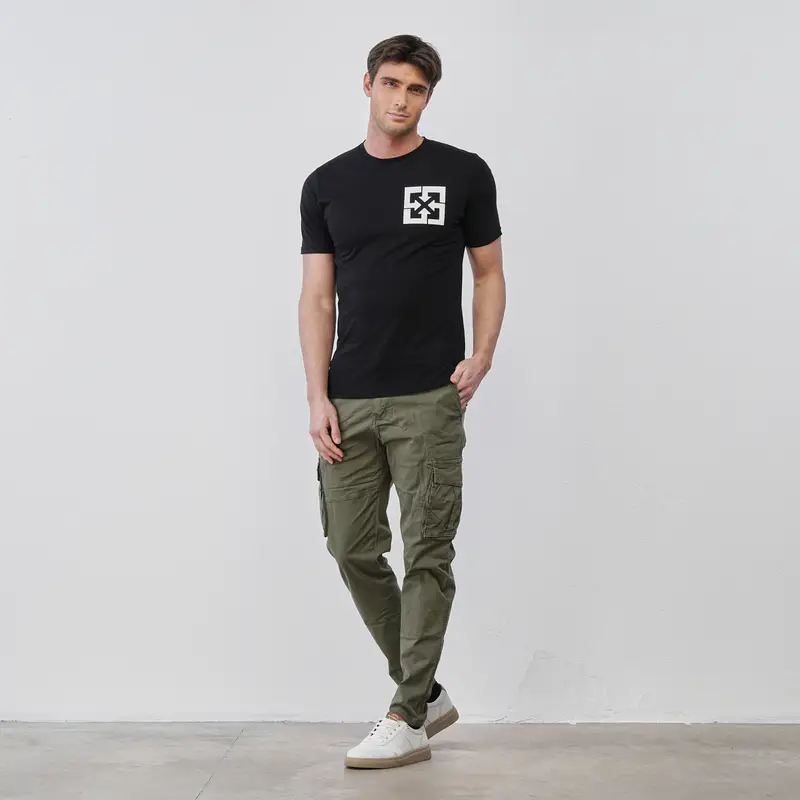 Pantaloni verdi da uomo con tasconi