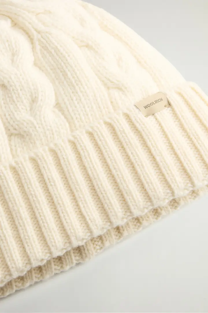 Donna Berretto in pura lana con lavorazione a trecce Bianco Milky Cream miniatura 2