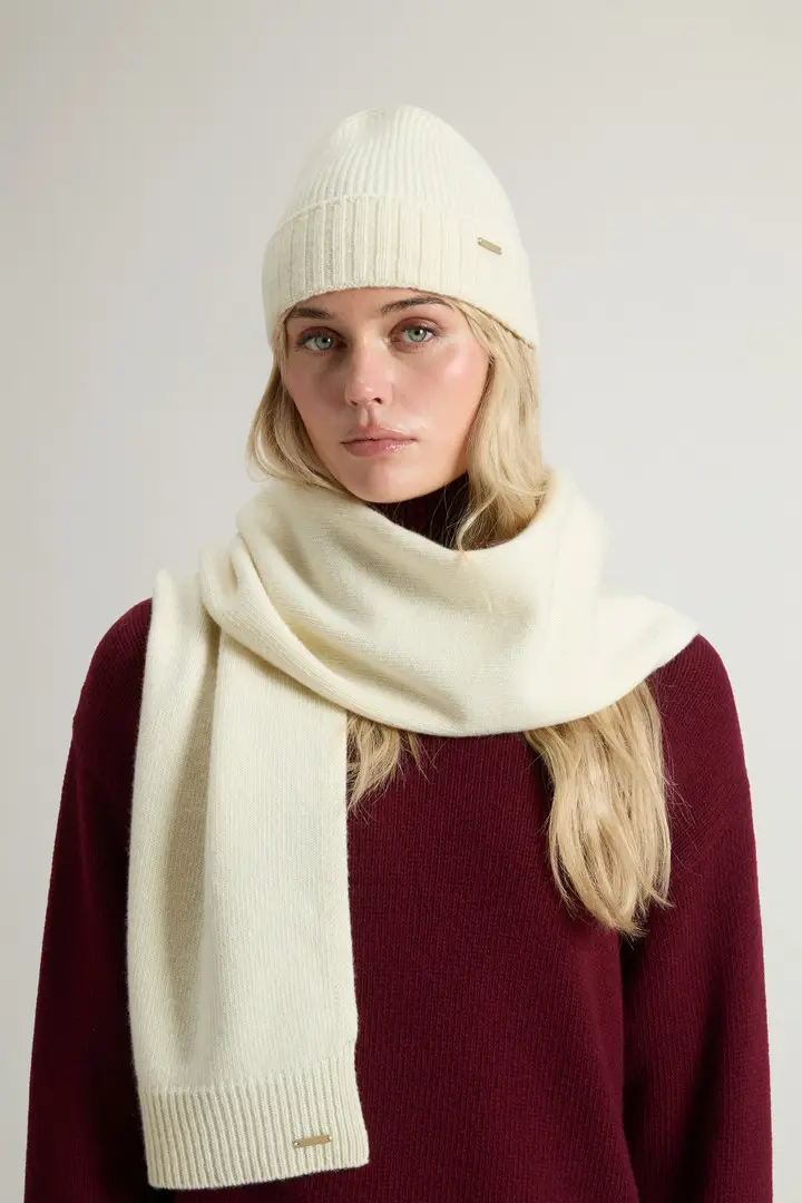 Donna Set regalo con berretto e sciarpa Bianco Jet Stream miniatura 3