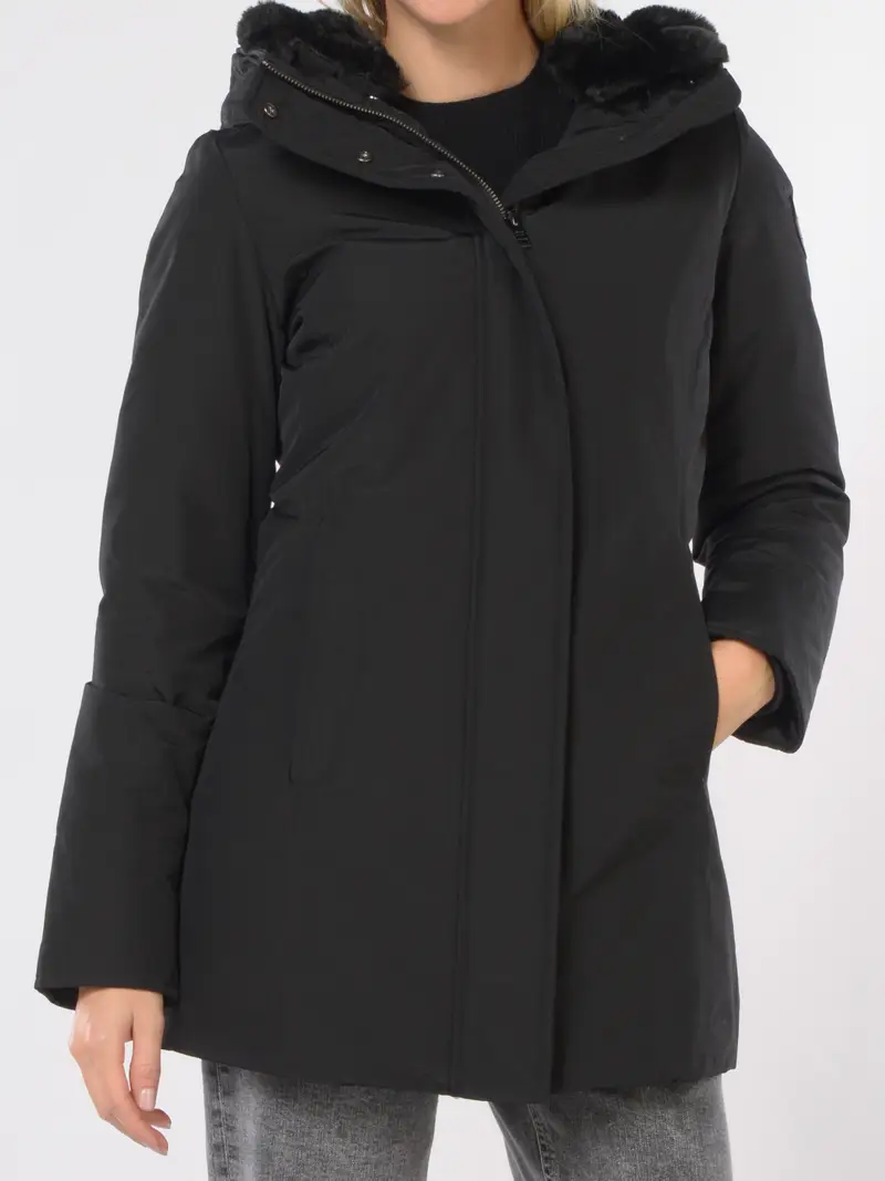 giubbino da donna Woolrich Boulder Parka con cappuccio NERO