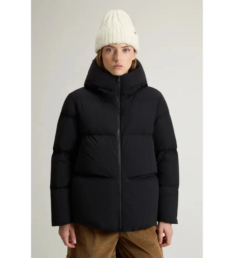 per donna. CFWWOU2036FRUT3107 Cappotto in piumino Cloud con finitura nera opaca (XS), Nero, Casual, Poliamide
