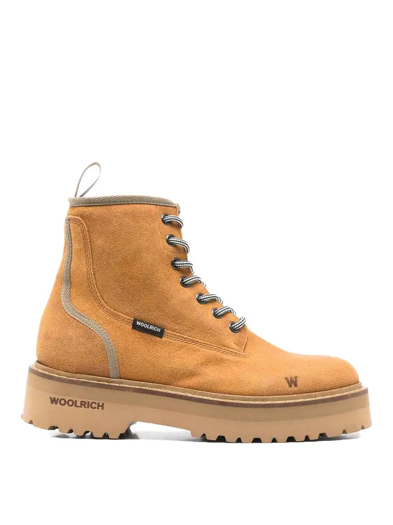 Stivali stringati in pelle Marrone