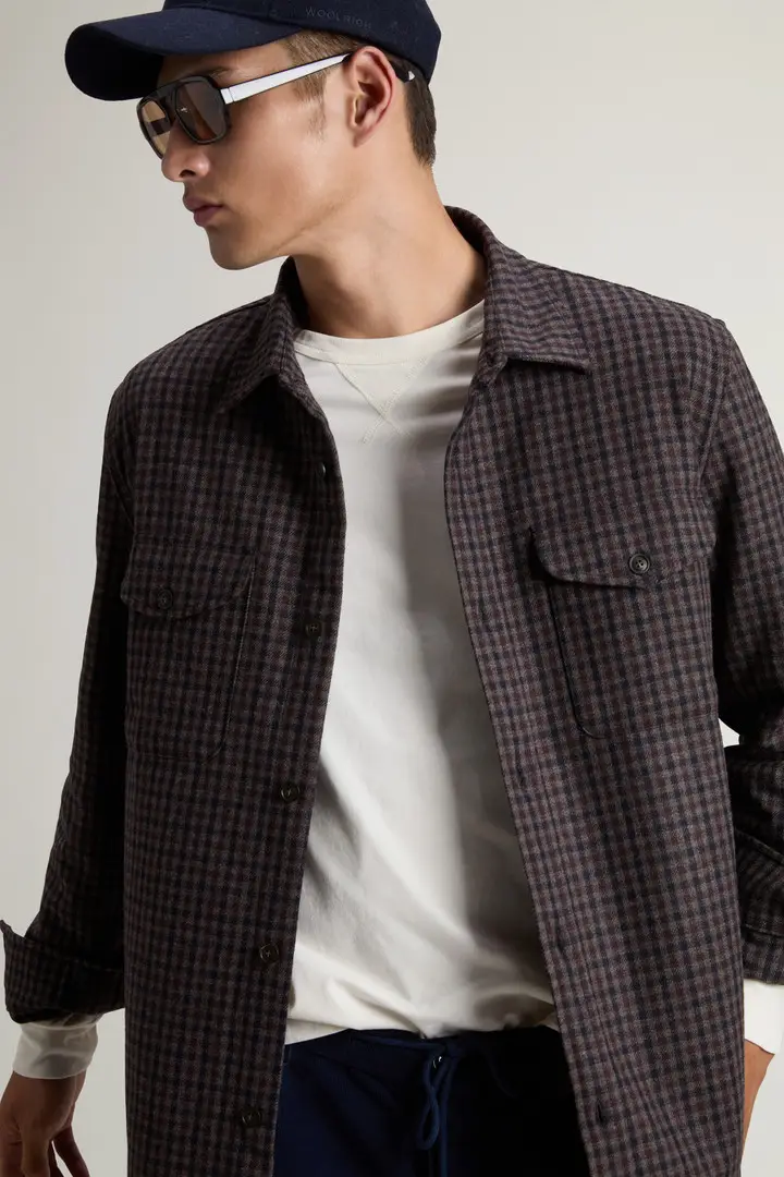 Uomo Giacca a camicia di flanella Oxbow in misto lana con motivo a quadri Marrone Brown Blue Check miniatura 3